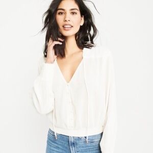 Abercrombie & Fitch Boho Blouse Cropped Ruffled-Neck SZ Medium Ivory